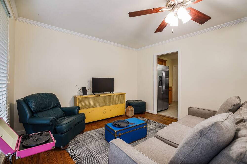 Photo of Livingroom in Crestline Heights