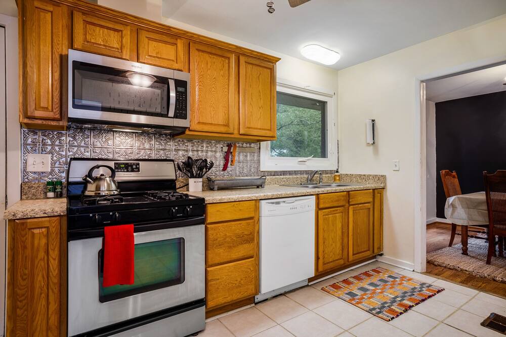 Photo of Kitchen in Crestline Heights
