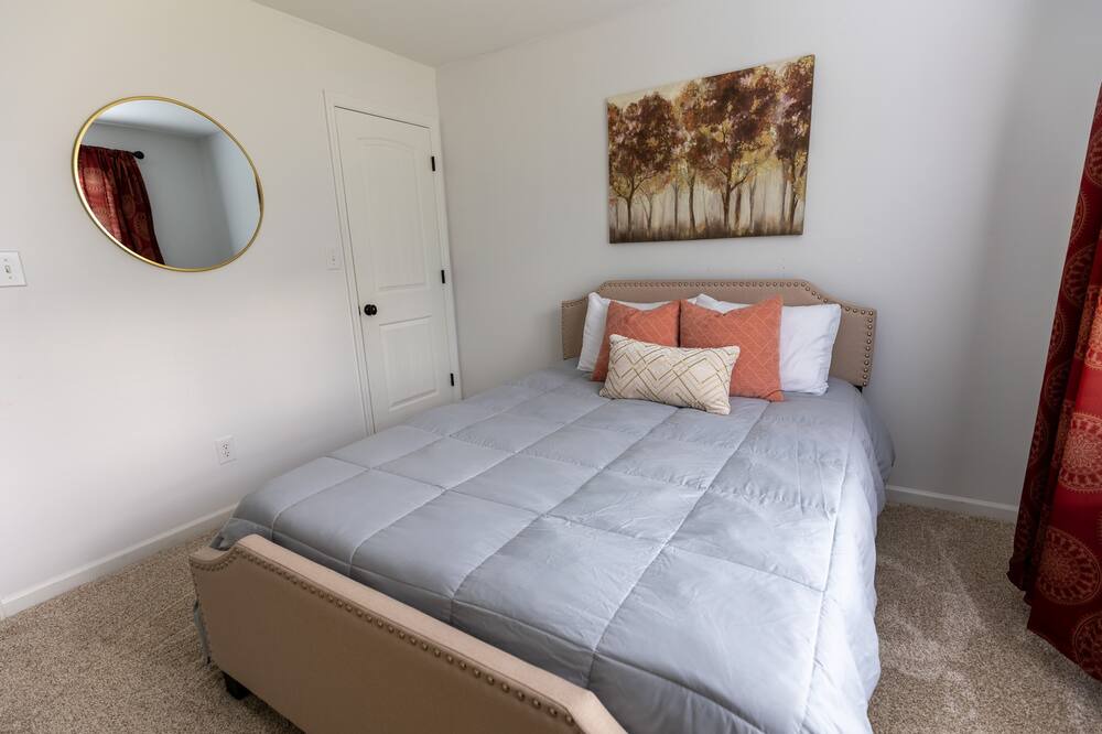 Photo of Bedroom in Harvest