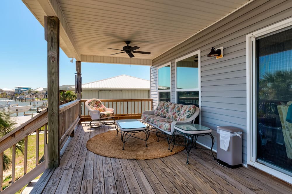 Photo of Patio Balcony in Royal Lagoons