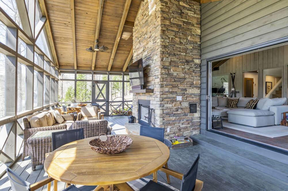 Photo of Patio Balcony in Little Kowaliga