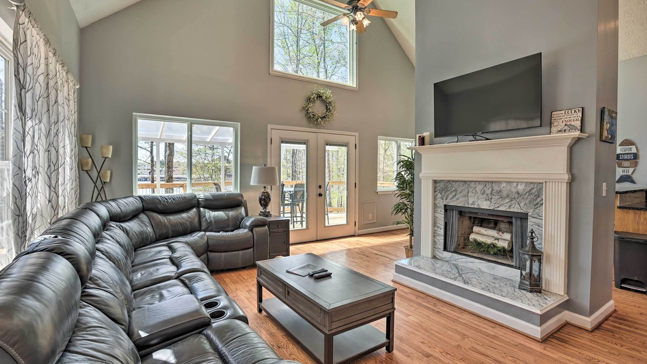 Photo of Livingroom in Wedowee