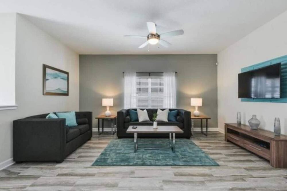 Photo of Bedroom in Davenport