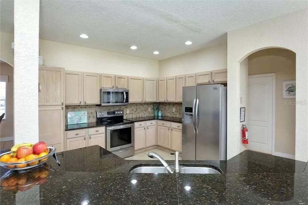 Photo of Kitchen in Highlands Reserve