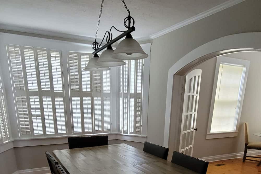 Photo of Kitchen in Albertville