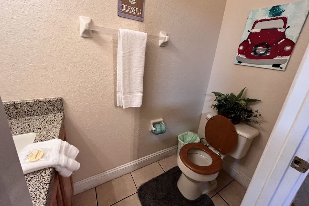 Photo of Bathroom in Regal Palms