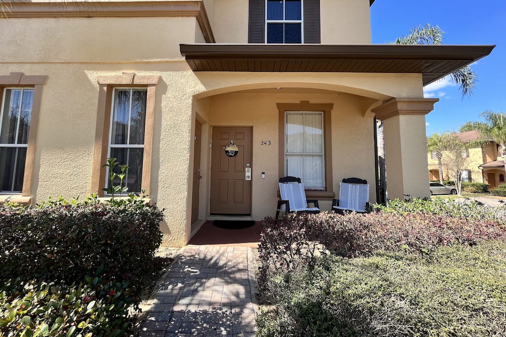 Photo of Outdoor in Regal Palms