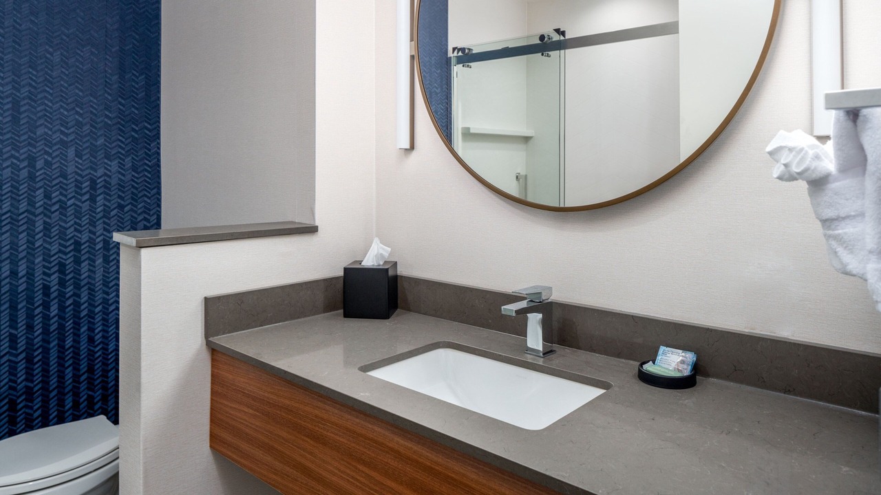 Photo of Bathroom in Albertville