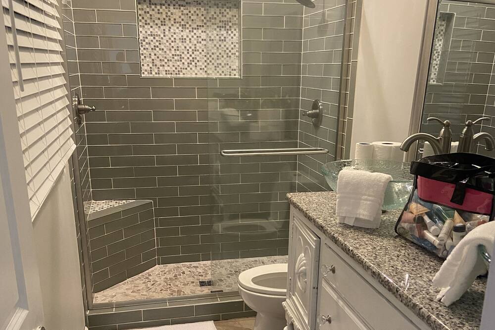 Photo of Bathroom in Opelika