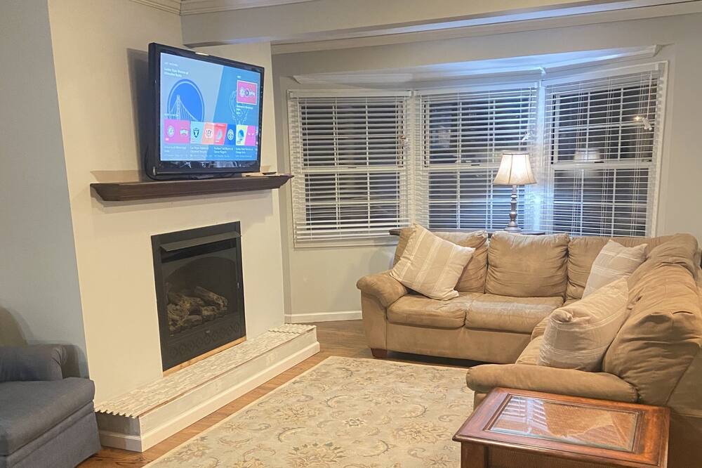 Photo of Livingroom in Opelika