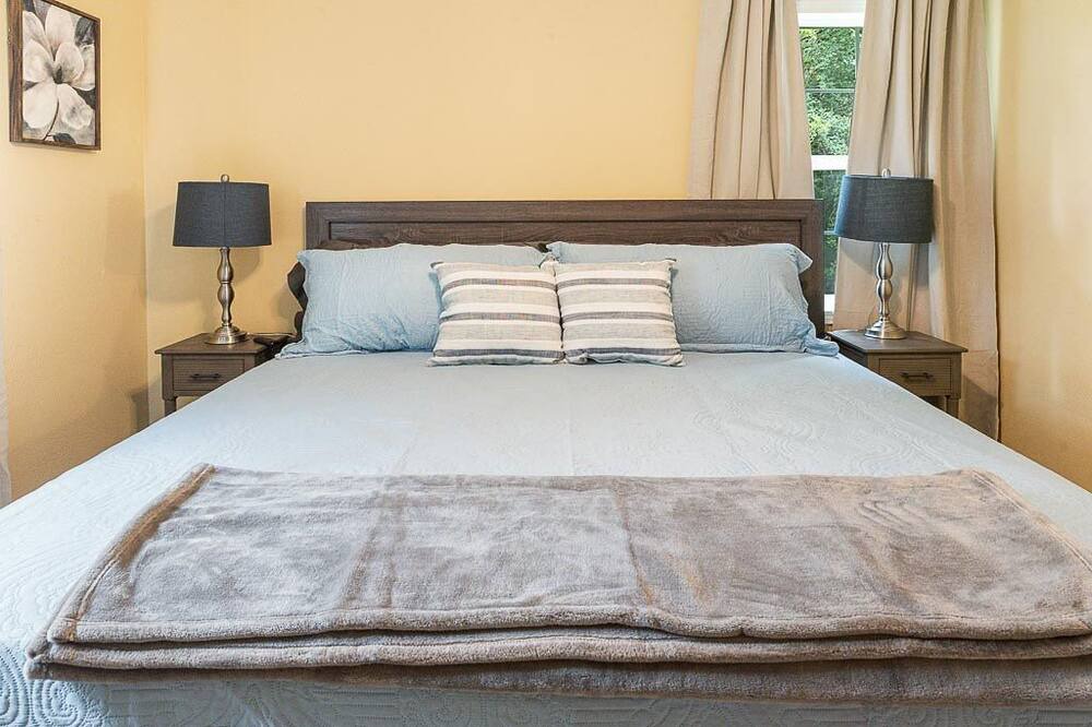 Photo of Bedroom in Saint Elmo