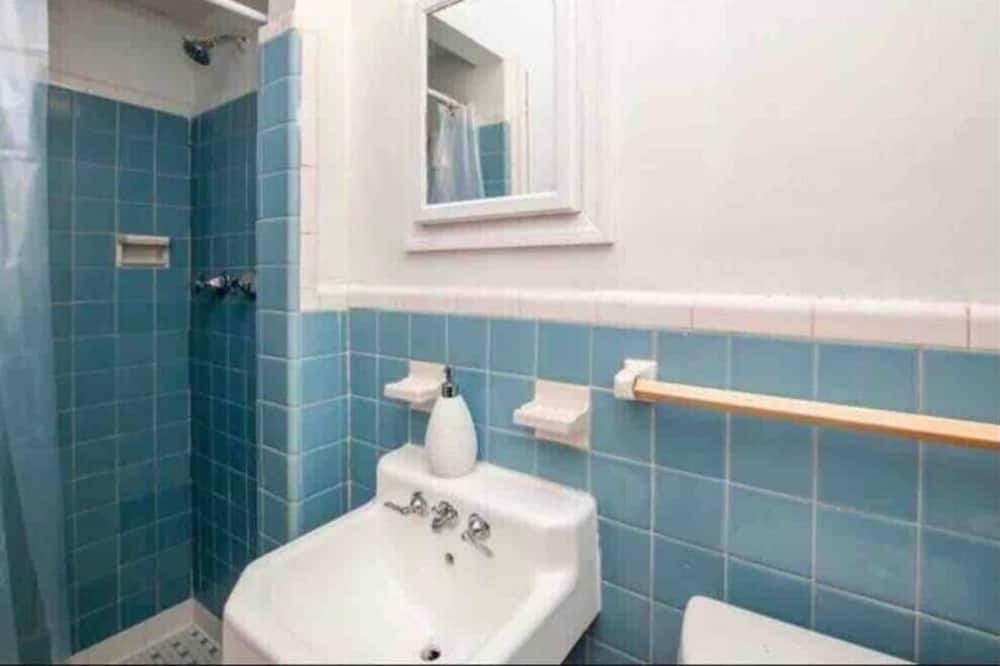 Photo of Bathroom in Montgomery