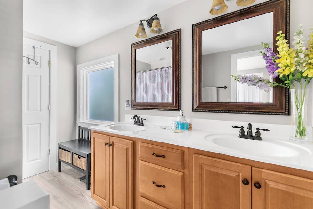 Photo of Bathroom in Cropwell