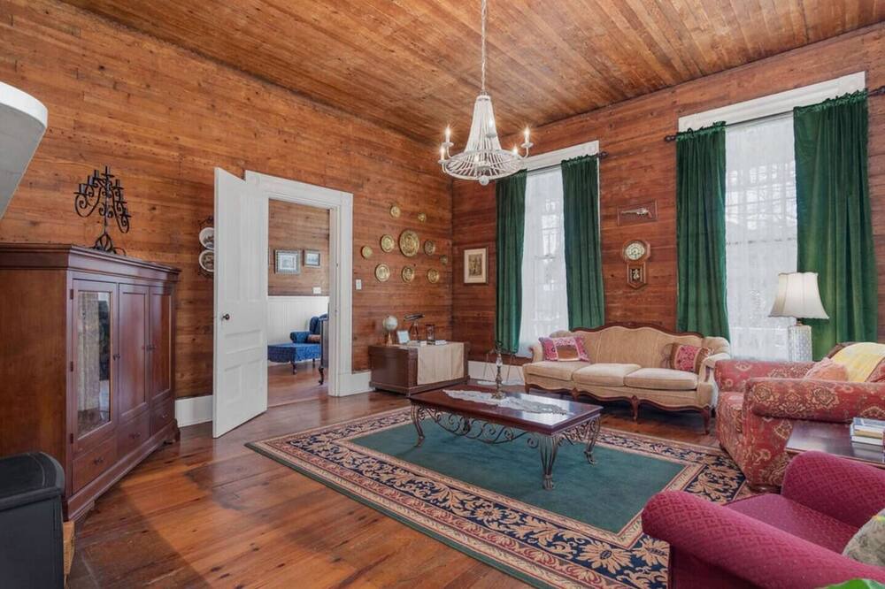 Photo of Livingroom in Prattville