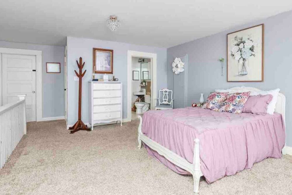 Photo of Bedroom in Prattville
