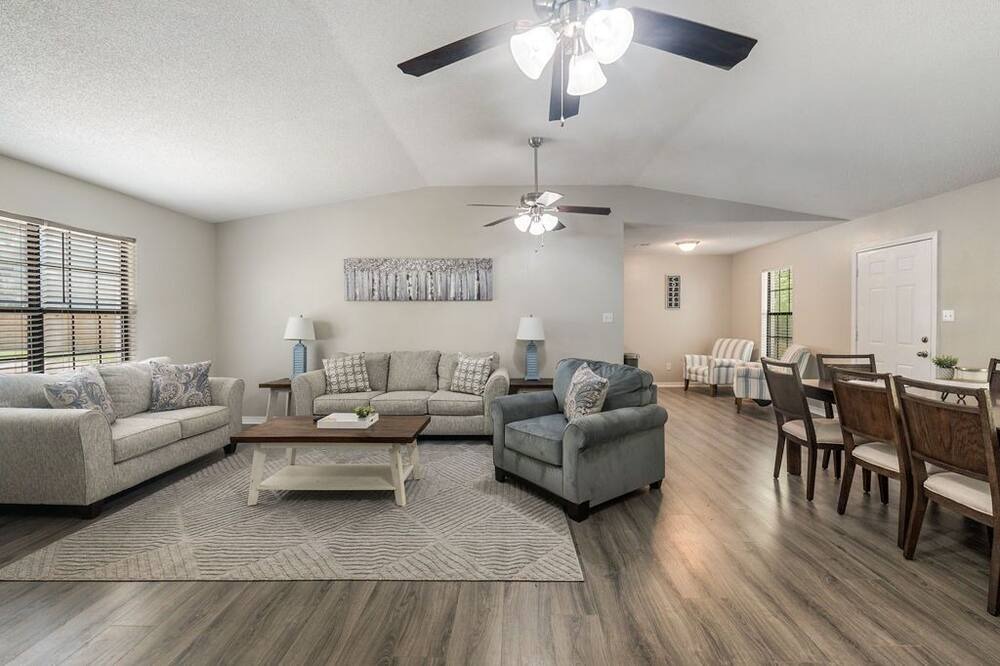 Photo of Livingroom in Saint Elmo