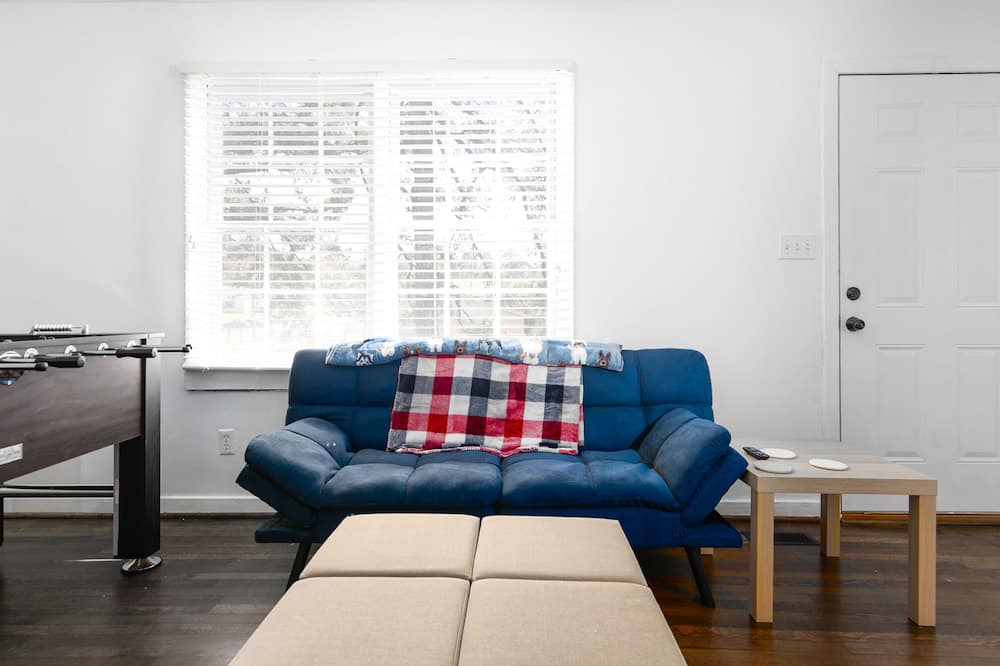 Photo of Livingroom in Fairfield