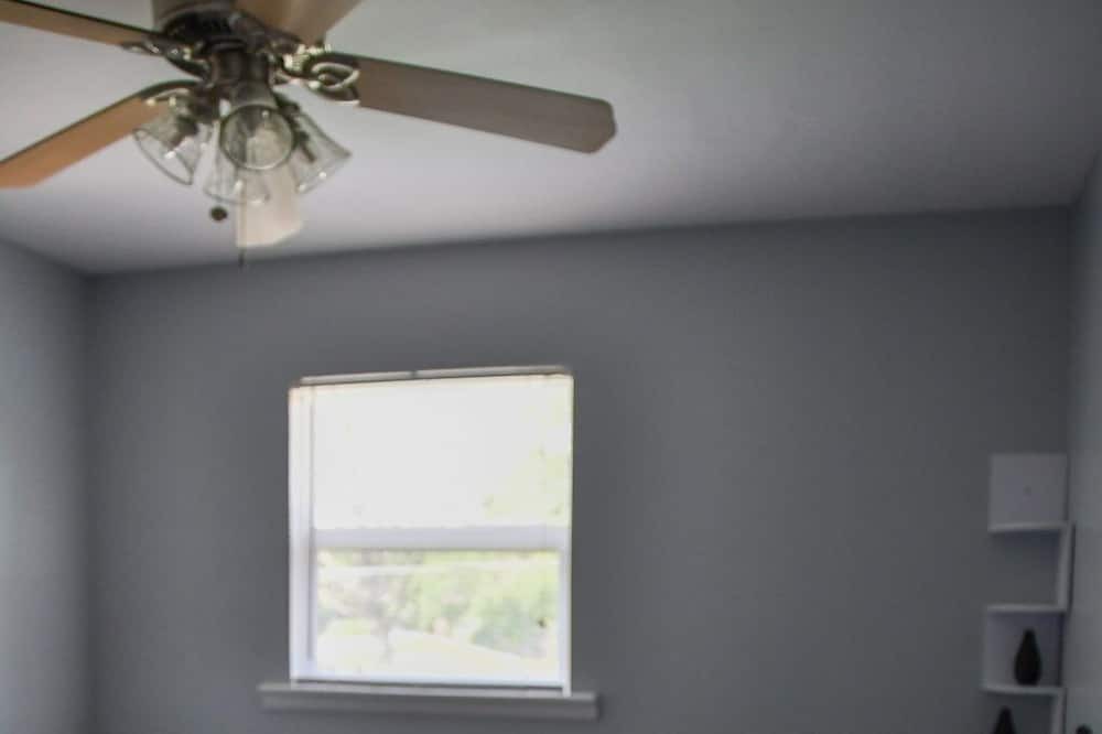 Photo of Bedroom in Normal