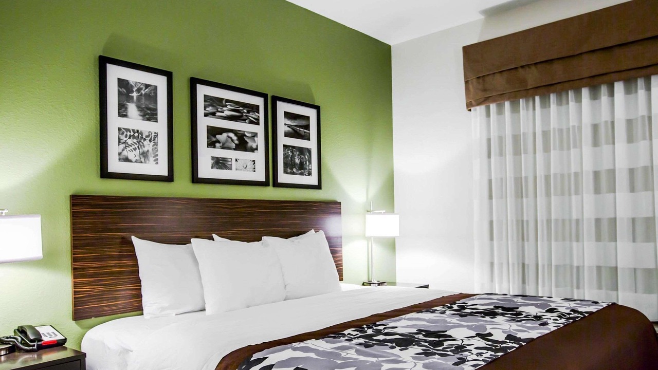 Photo of Bedroom in Marion