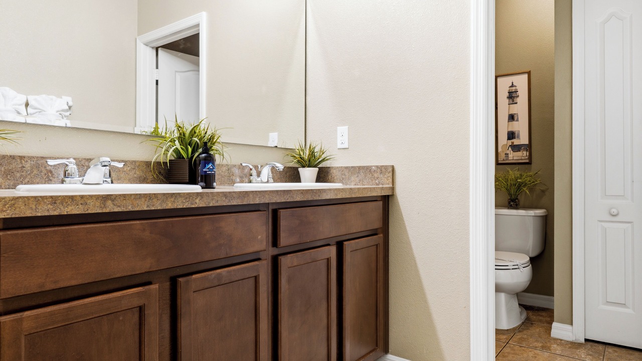 Photo of Bathroom in Cypress Pointe