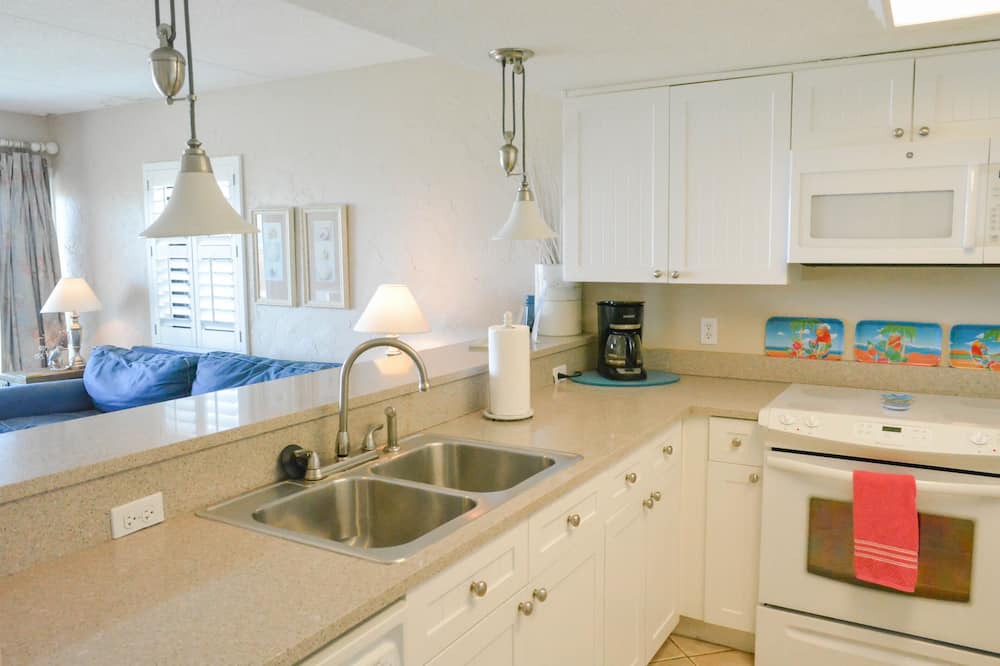 Photo of Kitchen in Ono Island
