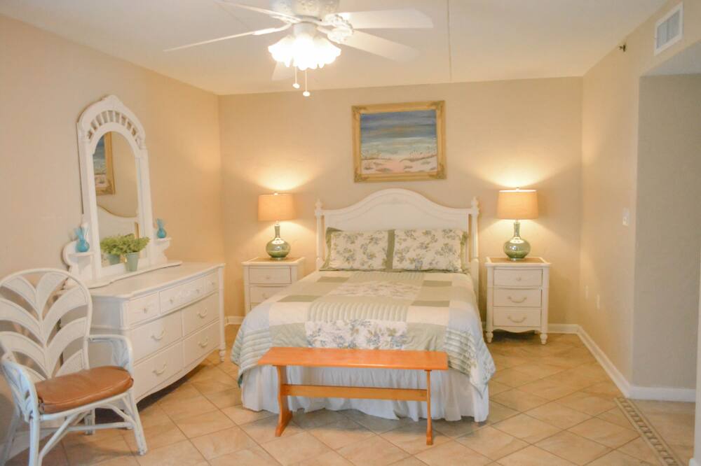 Photo of Bedroom in Ono Island