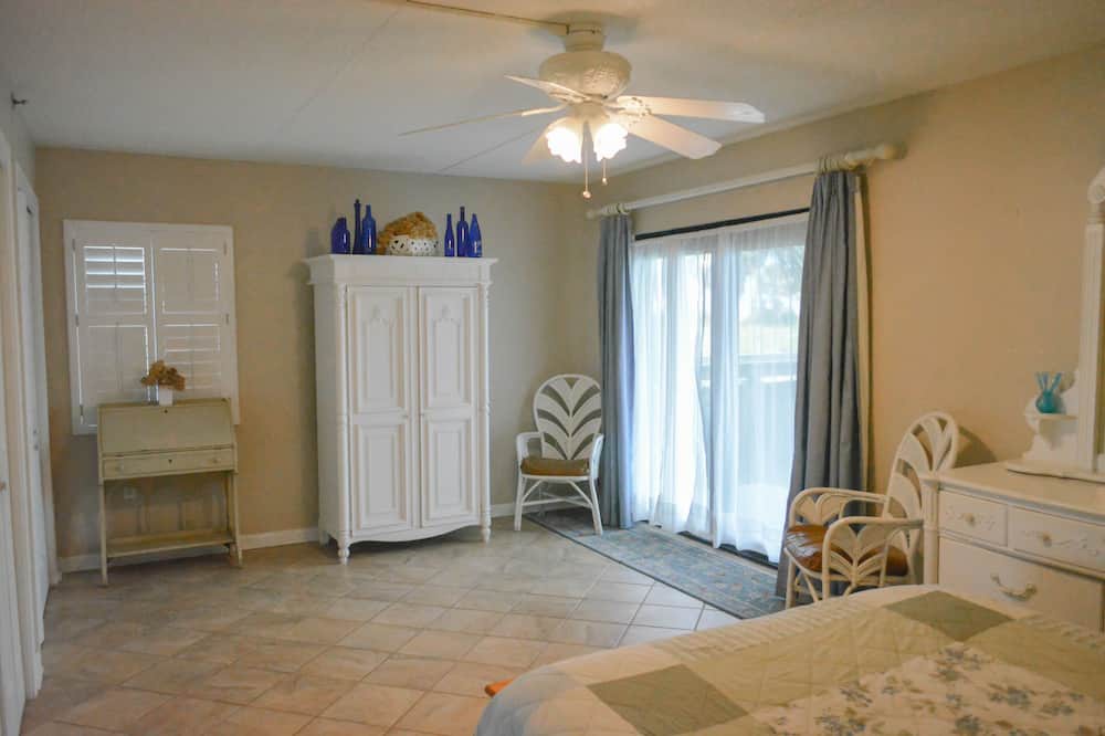 Photo of Bedroom in Ono Island