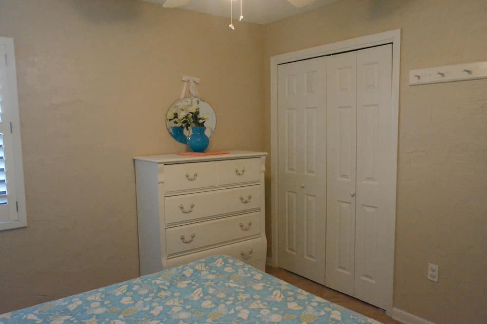 Photo of Bedroom in Ono Island