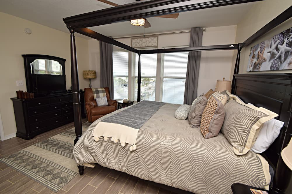Photo of Bedroom in Fort Morgan Pines