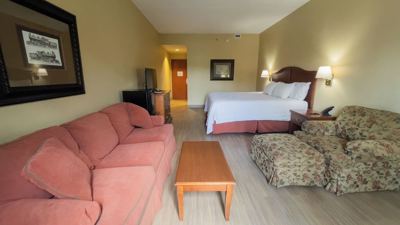 Photo of Bedroom in Tuscumbia