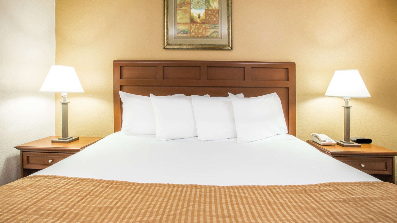 Photo of Bedroom in Mobile