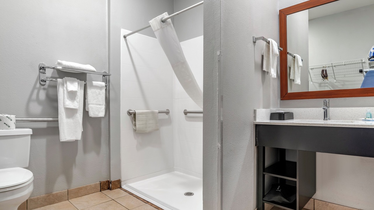 Photo of Bathroom in Demopolis
