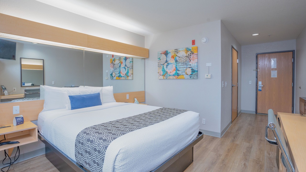 Photo of Bedroom in Albertville