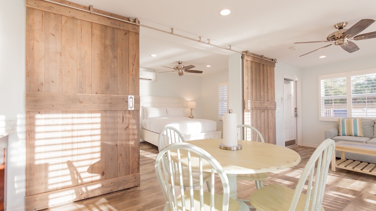 Photo of Bedroom in Crescent Beach