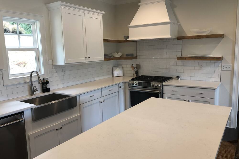 Photo of Kitchen in Samantha