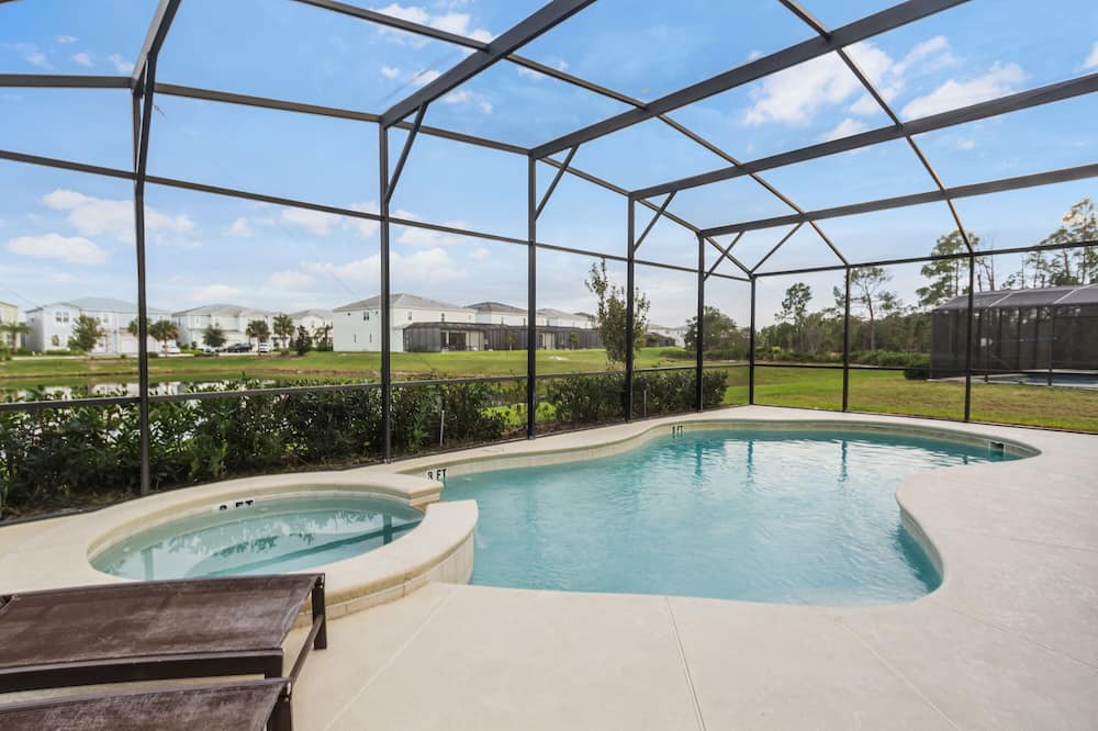 Photo of Outdoor in Sunridge Woods