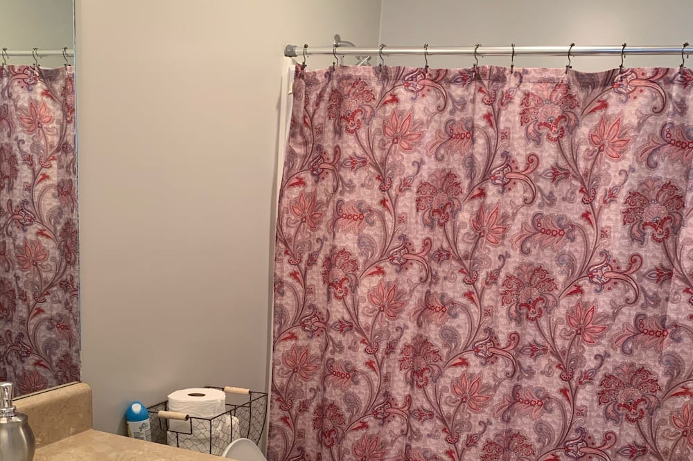 Photo of Bathroom in Enterprise