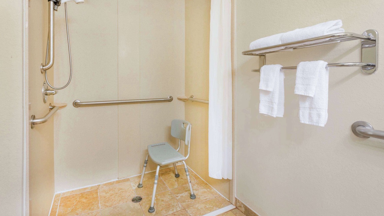 Photo of Bathroom in Mobile