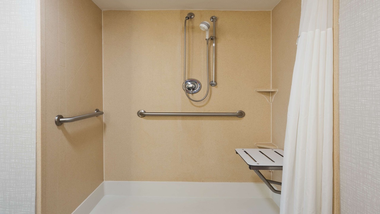 Photo of Bathroom in Lanett