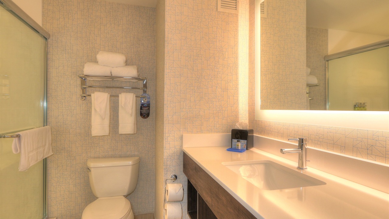 Photo of Bathroom in Saraland