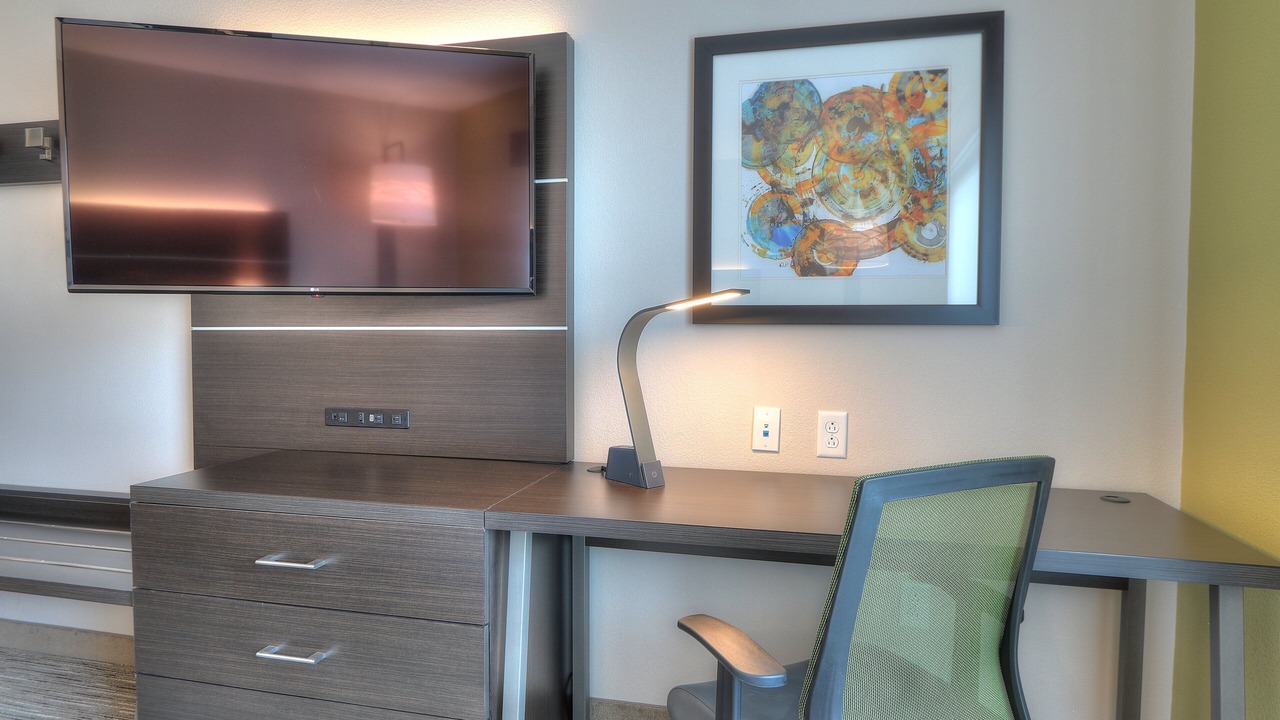 Photo of Bedroom in Saraland