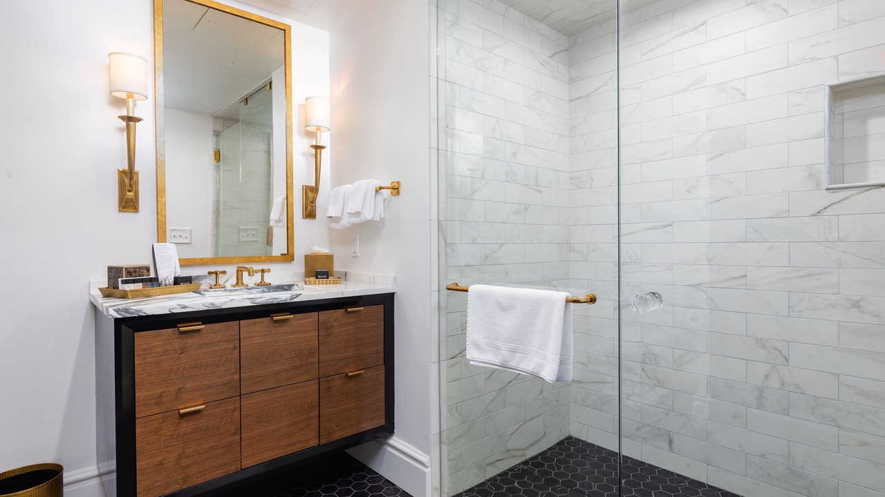Photo of Bathroom in Central City