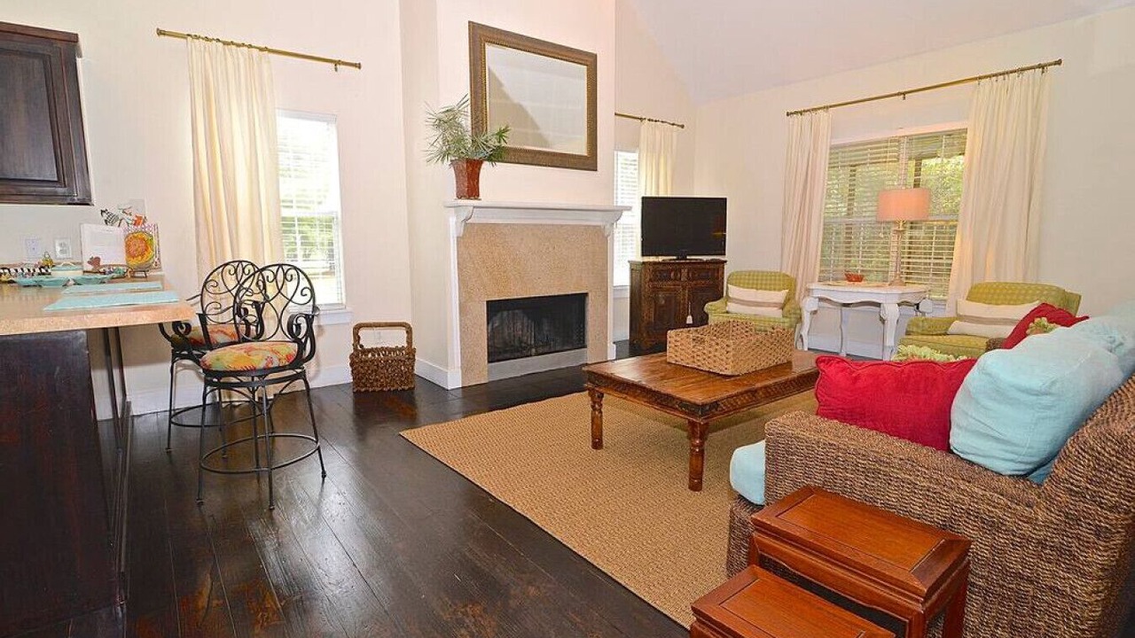 Photo of Livingroom in Point Clear