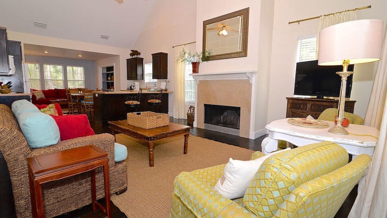 Photo of Livingroom in Point Clear