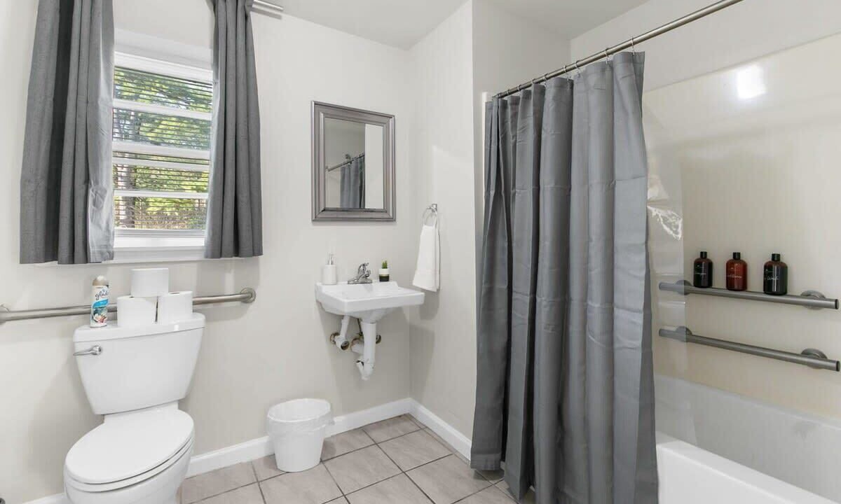 Photo of Bathroom in New Castle