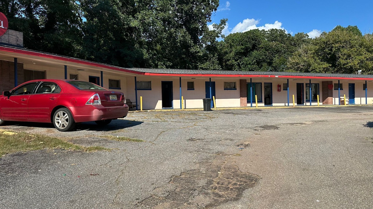 Photo of Others in Dadeville