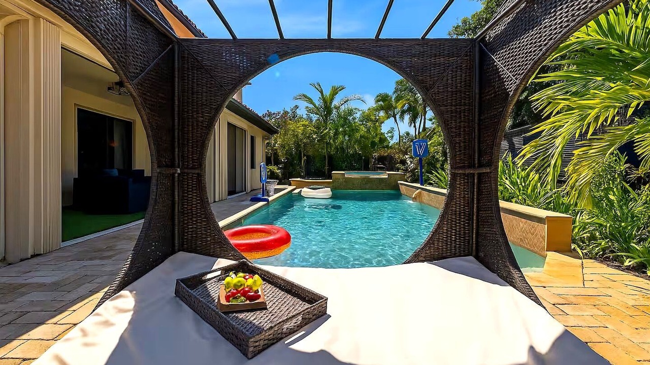 Photo of Outdoor in Tamiami