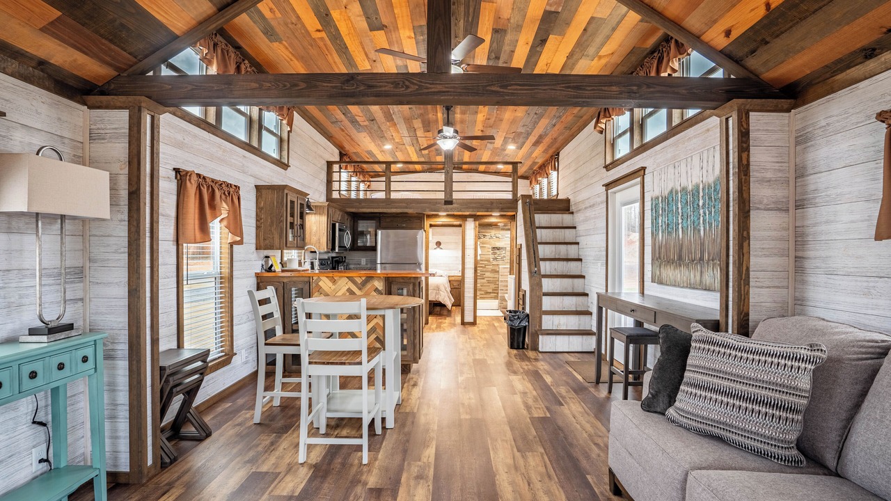 Photo of Livingroom in Alexander City