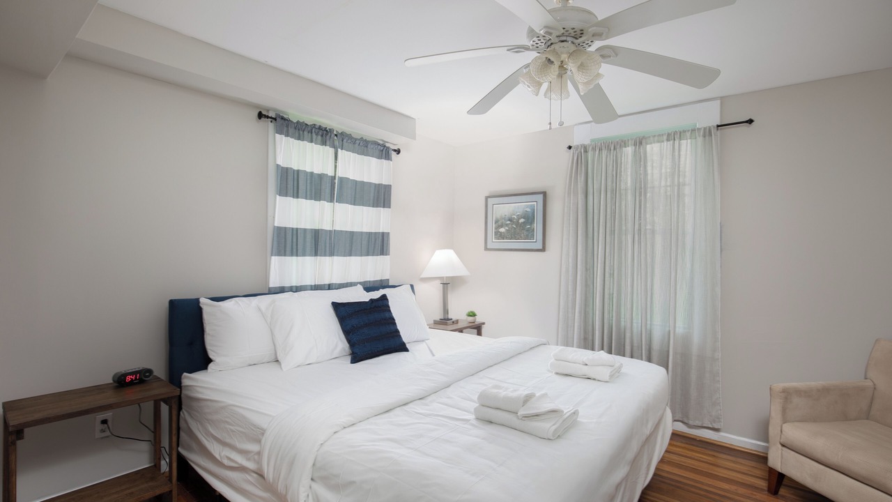 Photo of Bedroom in Redmont Park