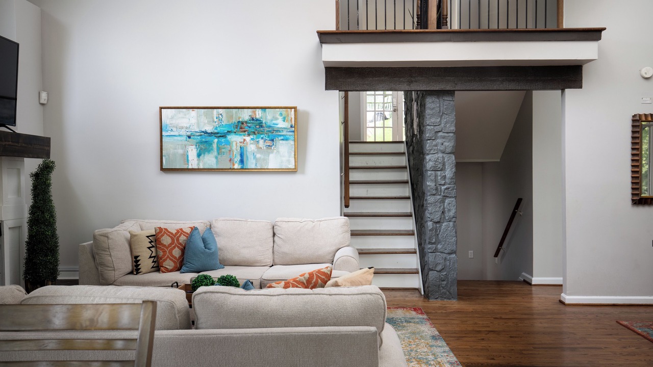 Photo of Livingroom in Crestline Heights